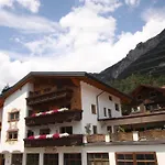 St. Hubertus Lejlighed