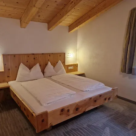 St. Hubertus * Flirsch